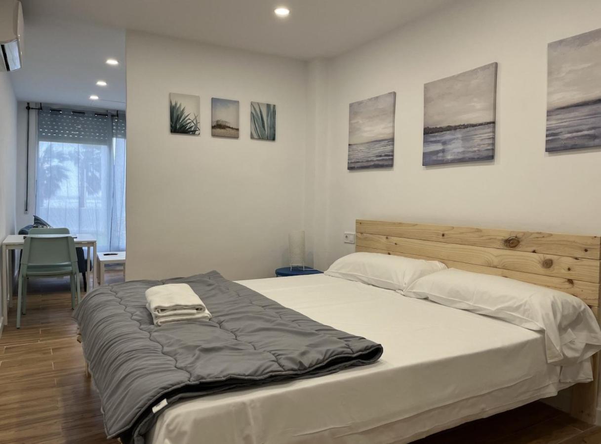 Bet&Cobeach Apartments Valenza Esterno foto