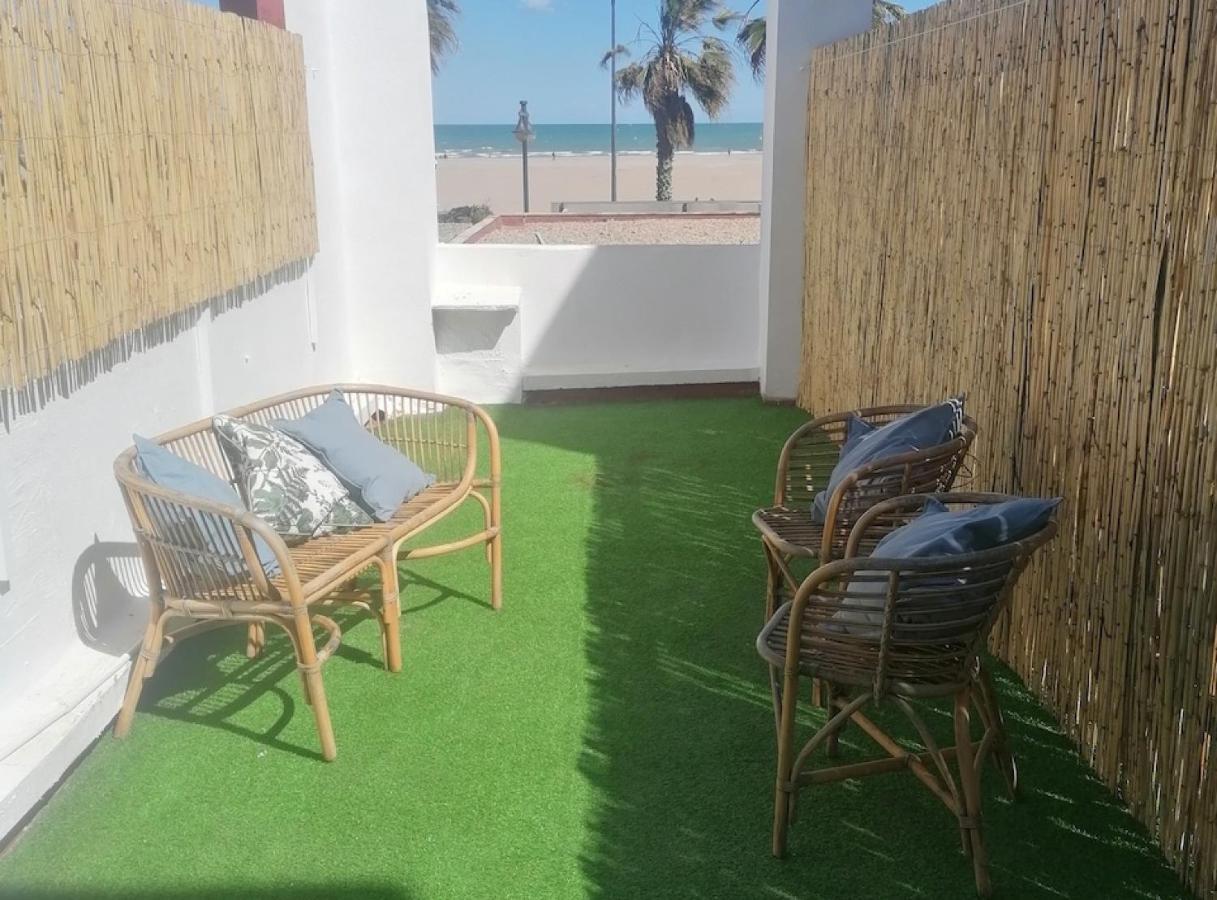 Bet&Cobeach Apartments Valenza Esterno foto