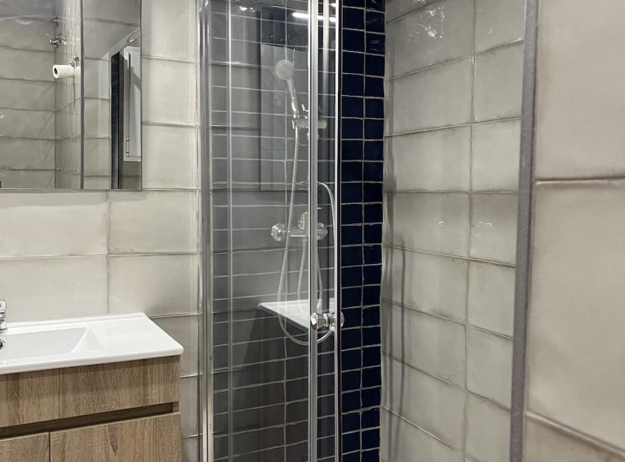 Bet&Cobeach Apartments Valenza Esterno foto